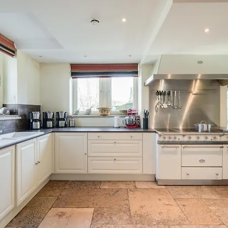 Bed & Breakfast La D'olne 4*