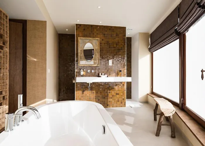 La D'olne לינה וארוחת בוקר 4*